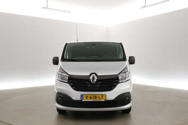 Renault Trafic view 7