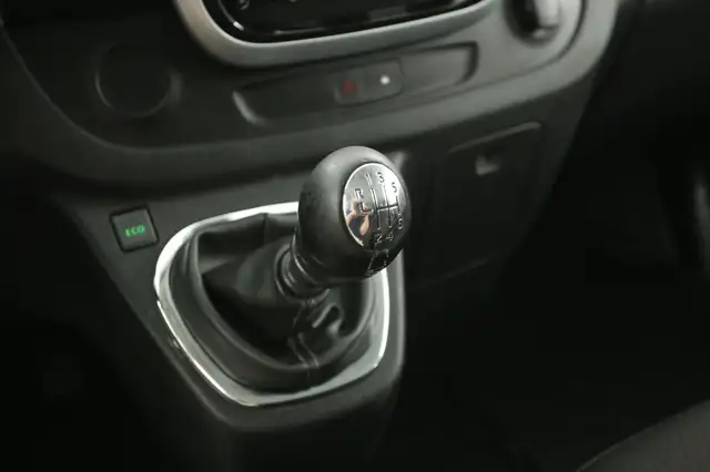Renault Trafic view 22