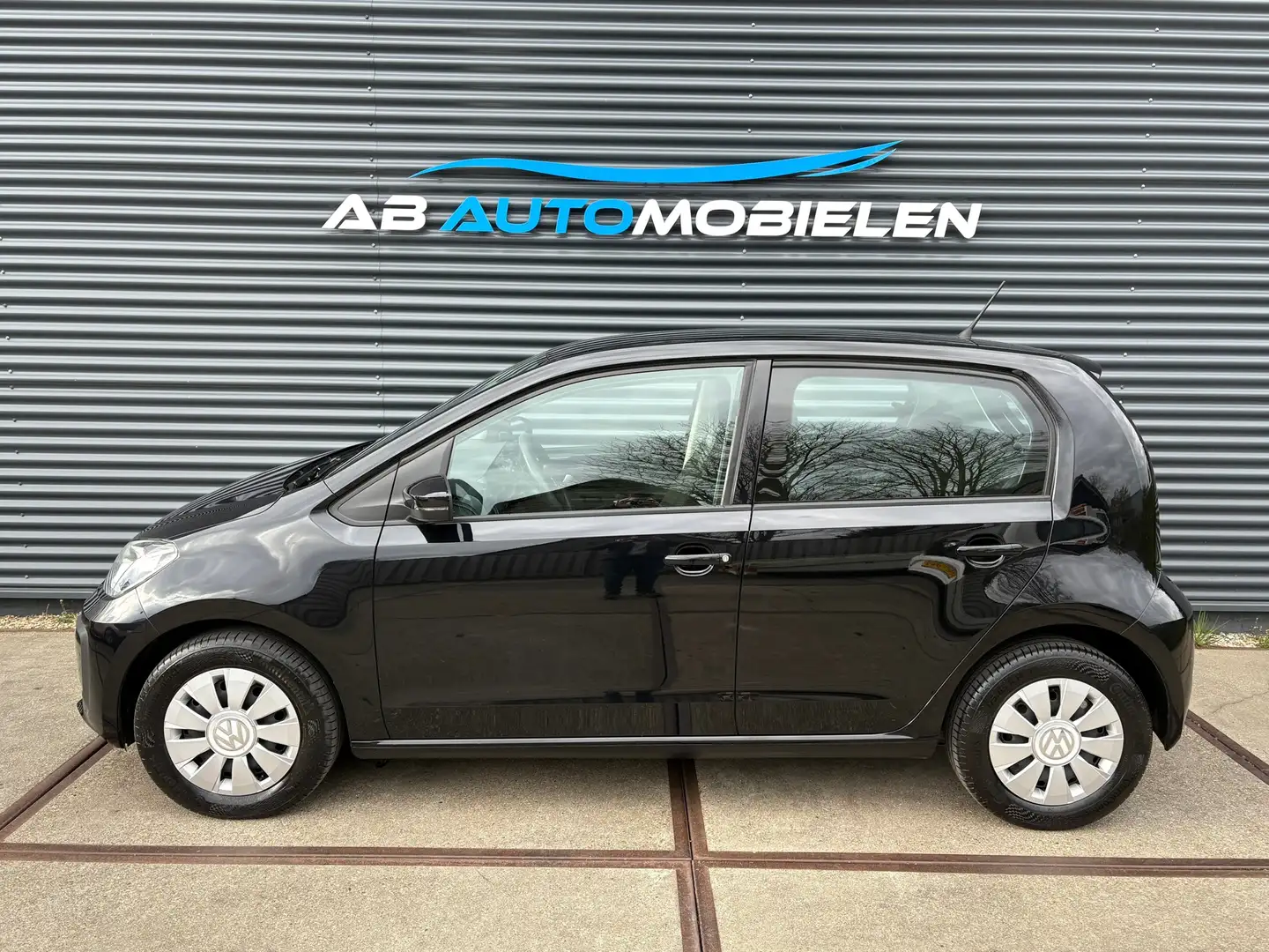 Volkswagen up! 1.0 BMT move up! 5 DEURS/ BLUETOOTH/ LED VERL Zwart - 2