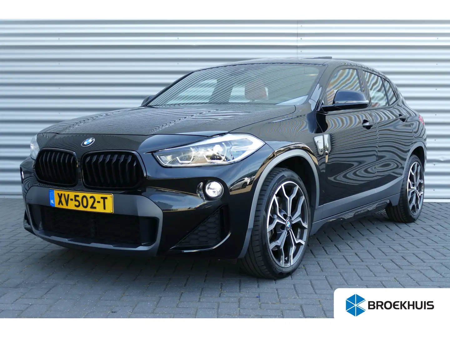 BMW X2 SDRIVE20i 190PK HIGH EXECUTIVE M-SPORT AUTOMAAT / Zwart - 1