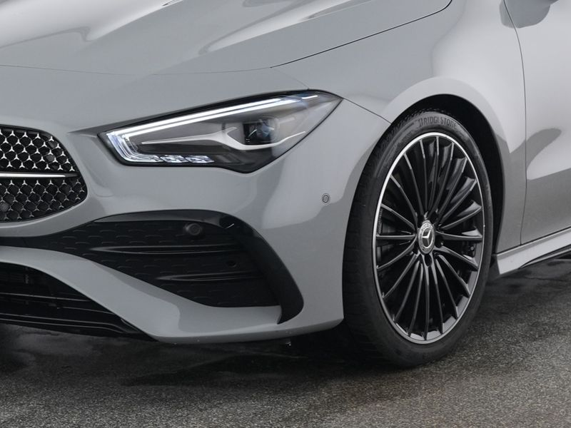Mercedes-Benz CLA 200 Special Edition AHK KeyGO 360 Standheiz — photo 4