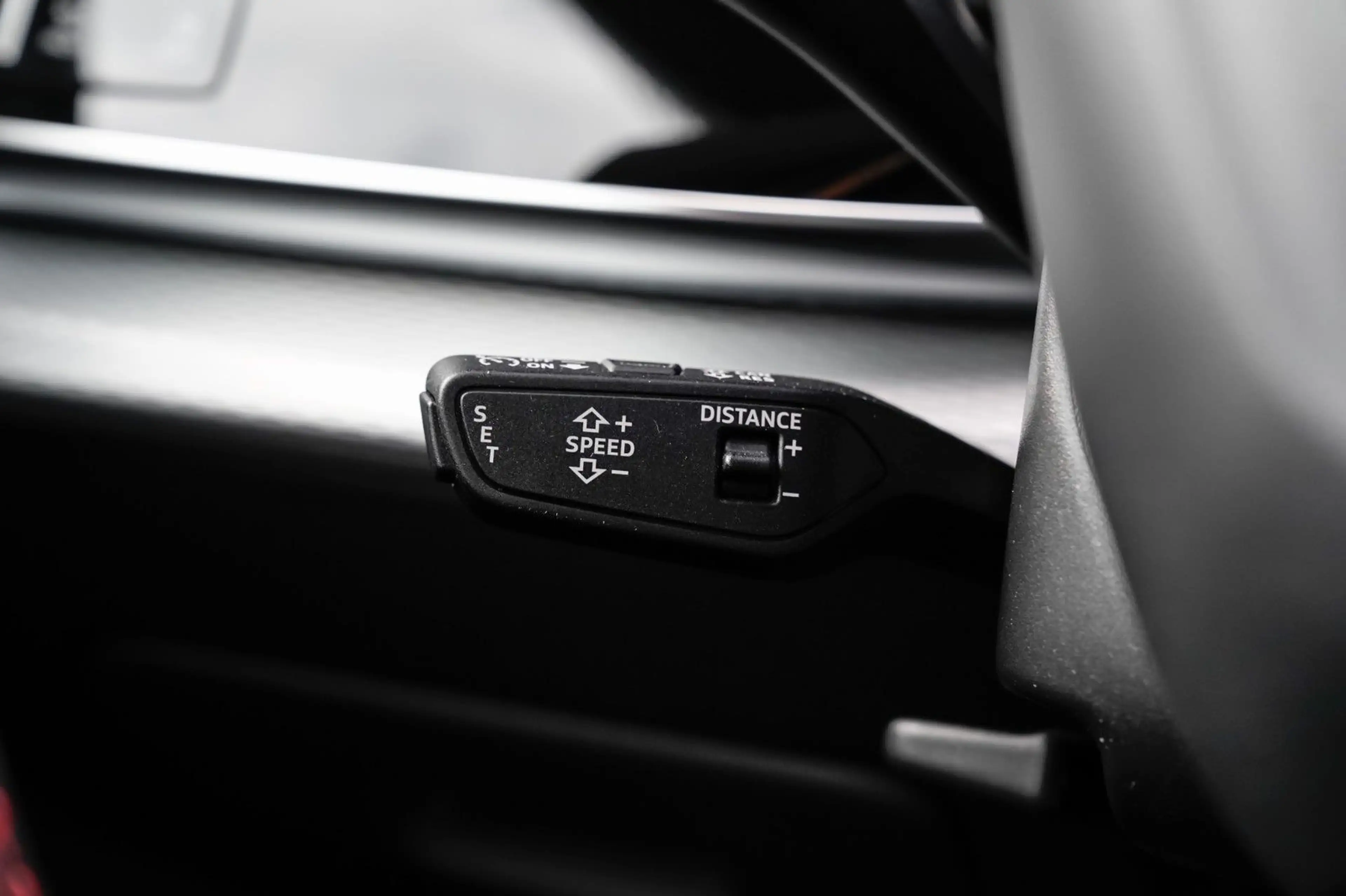 Audi SQ7 4.0 TFSI quattro Pano-B&O-HeadUp-StandHzg — photo 13
