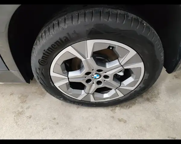 BMW X1 view 10