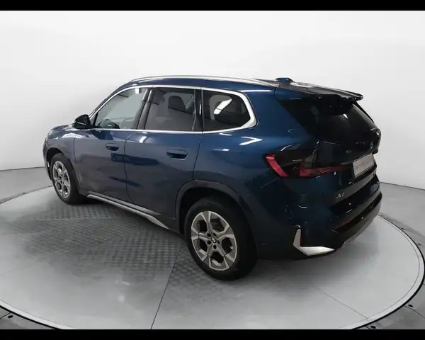 BMW X1 view 8