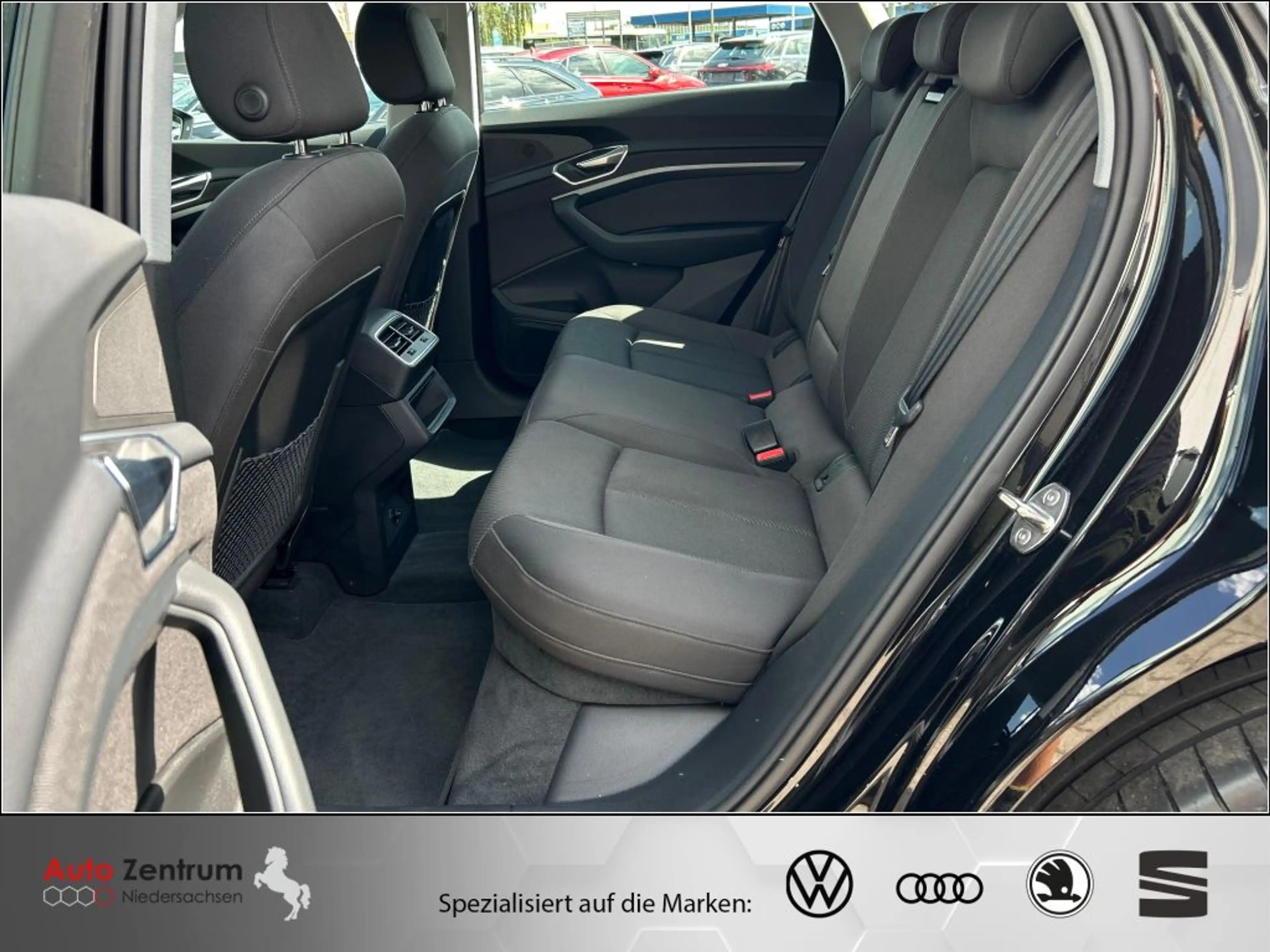 Audi e-tron quattro AZN-Haus-Förderung* bis 2000 EUR sofort — photo 13
