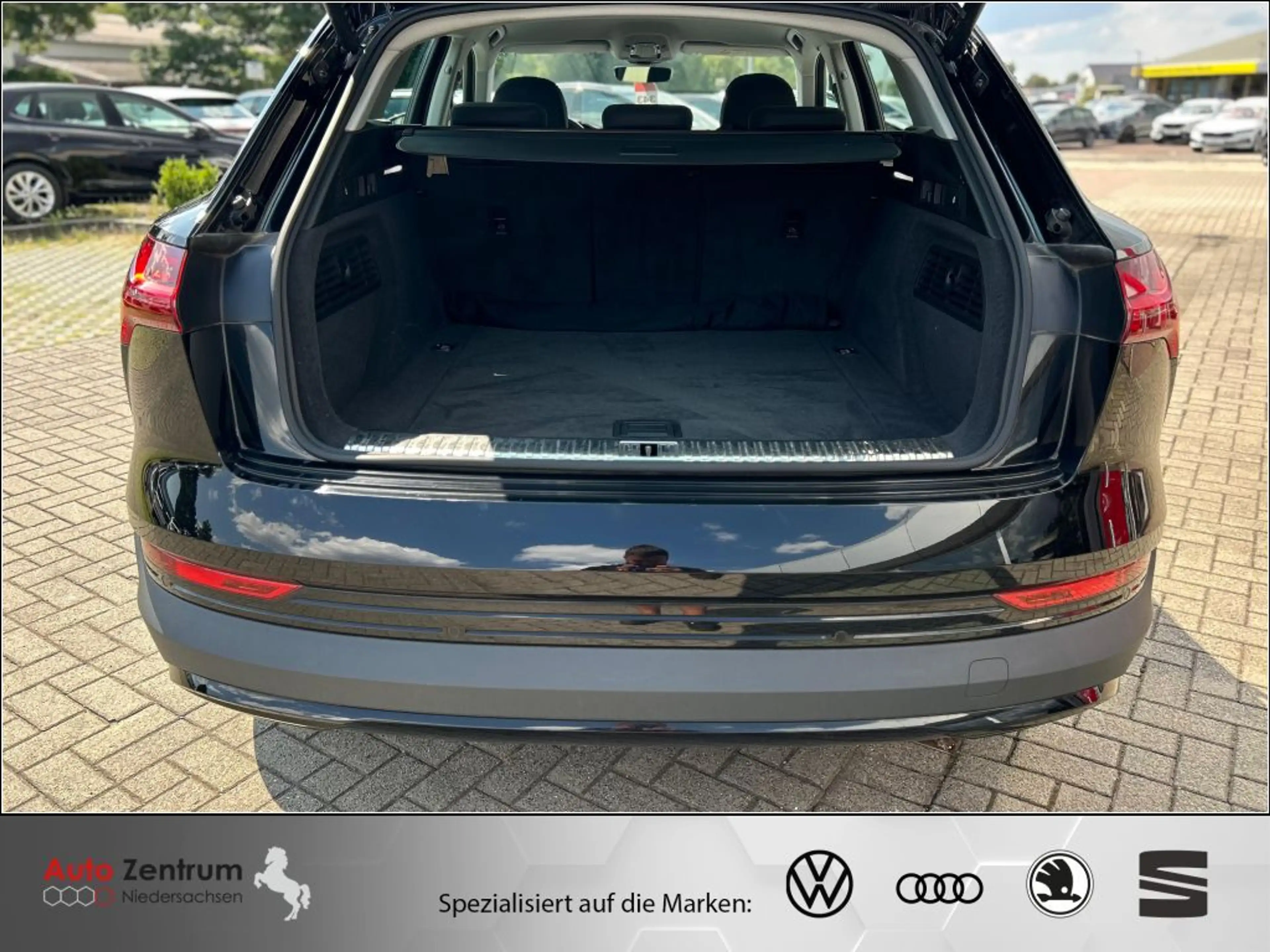 Audi e-tron quattro AZN-Haus-Förderung* bis 2000 EUR sofort — photo 7