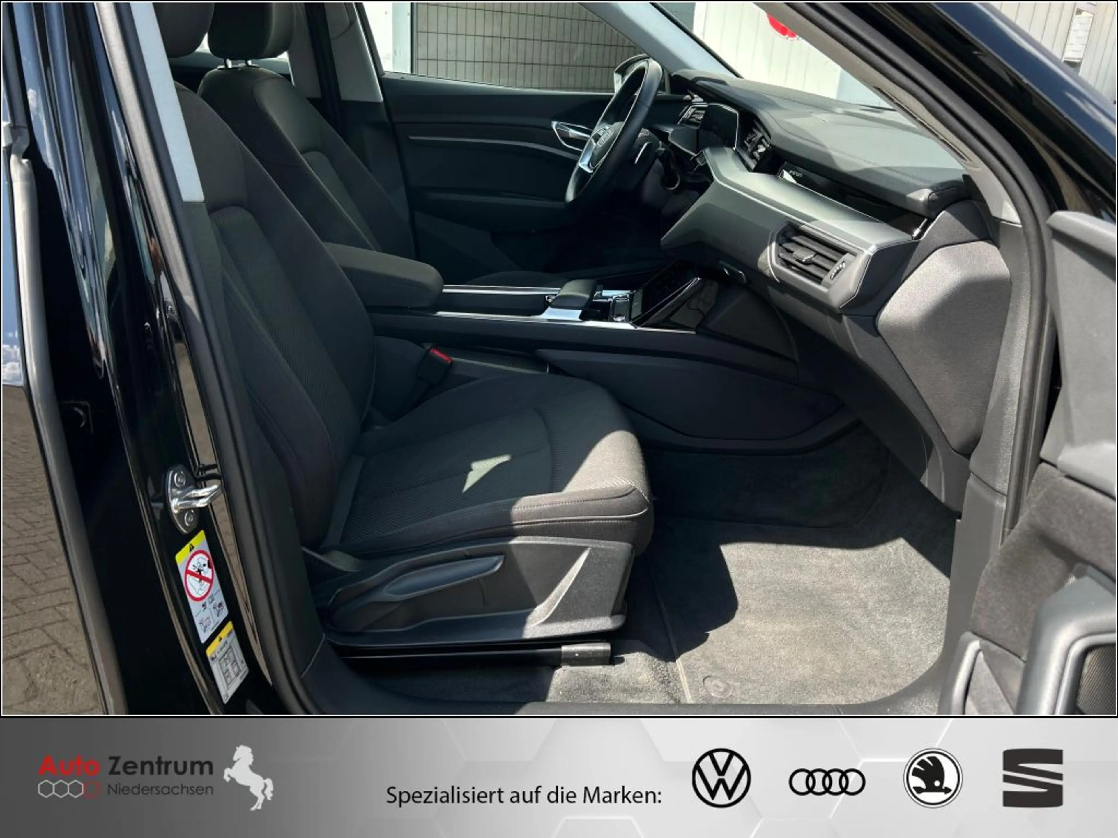 Audi e-tron quattro AZN-Haus-Förderung* bis 2000 EUR sofort — photo 15
