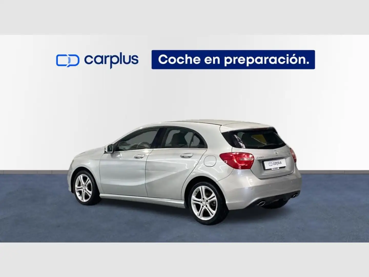 Mercedes-Benz A 180 180CDI BE Style 7G-DCT Plateado - 2