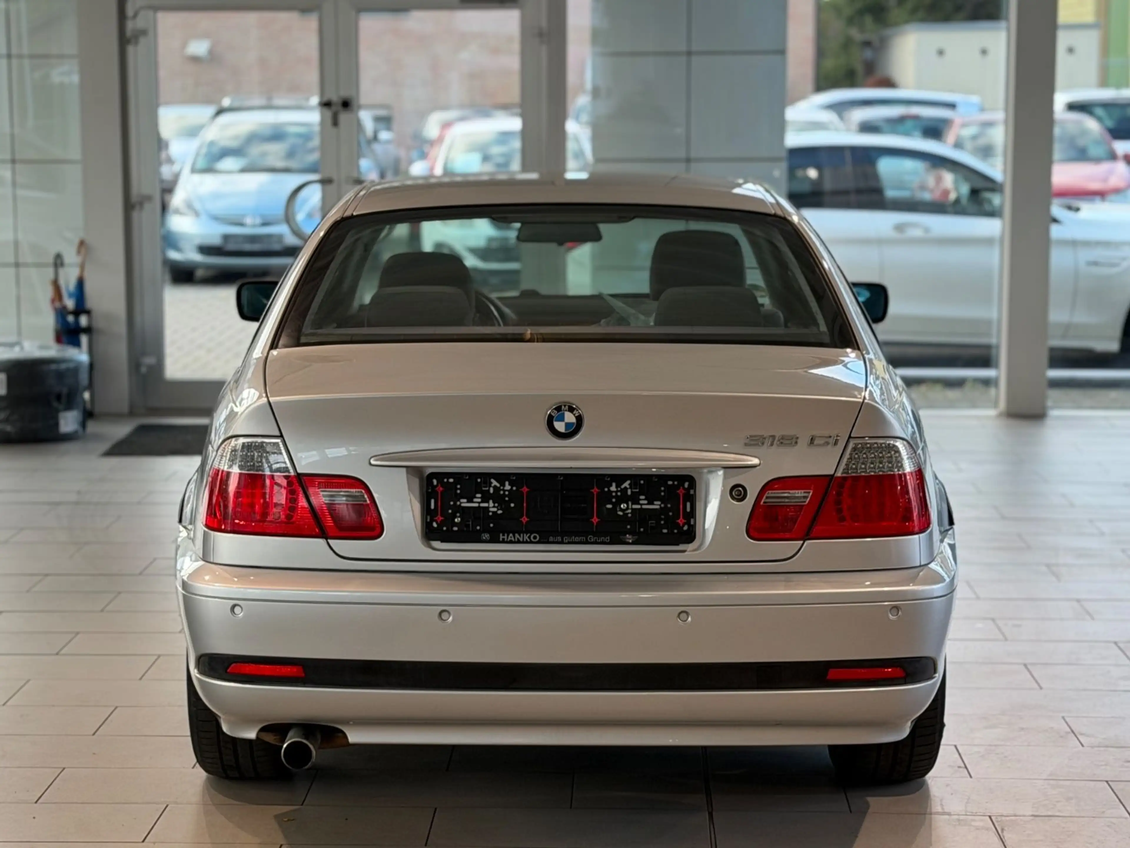 BMW 318 Ci Edition Exclusive*NAVI*APPLE.C*S-DACH*PDC* — photo 12