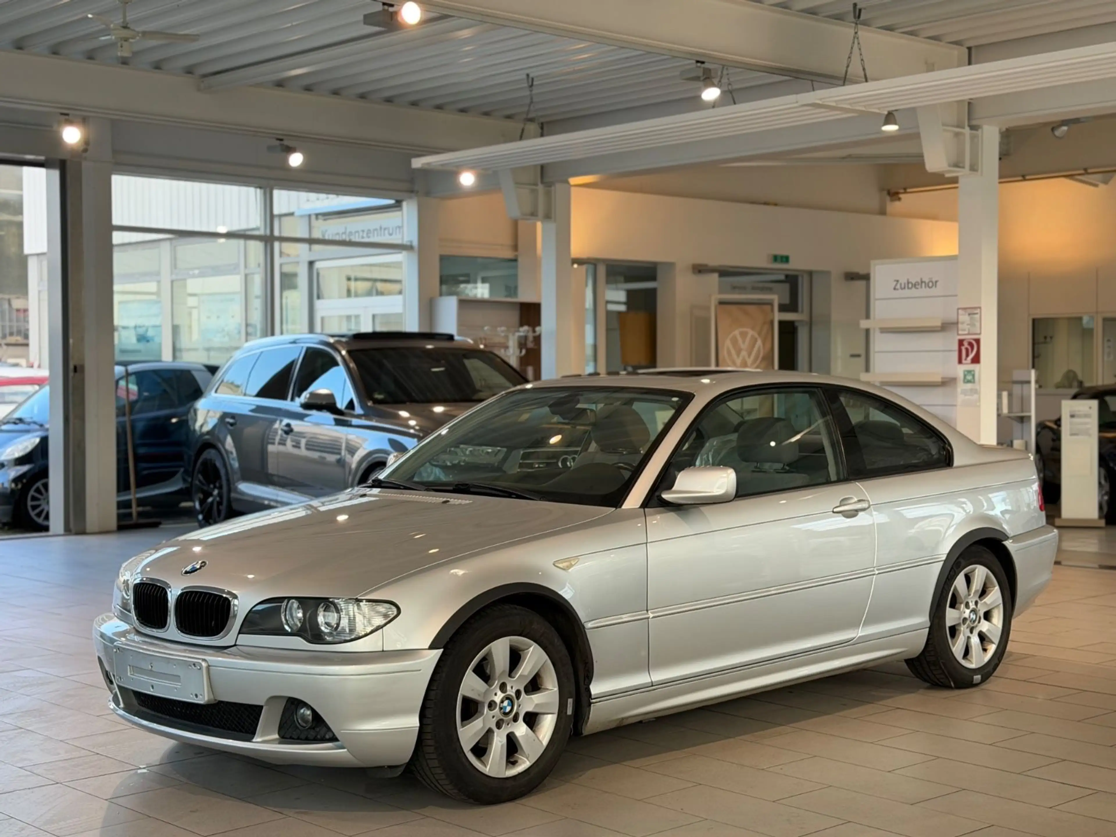 BMW 318 Ci Edition Exclusive*NAVI*APPLE.C*S-DACH*PDC*