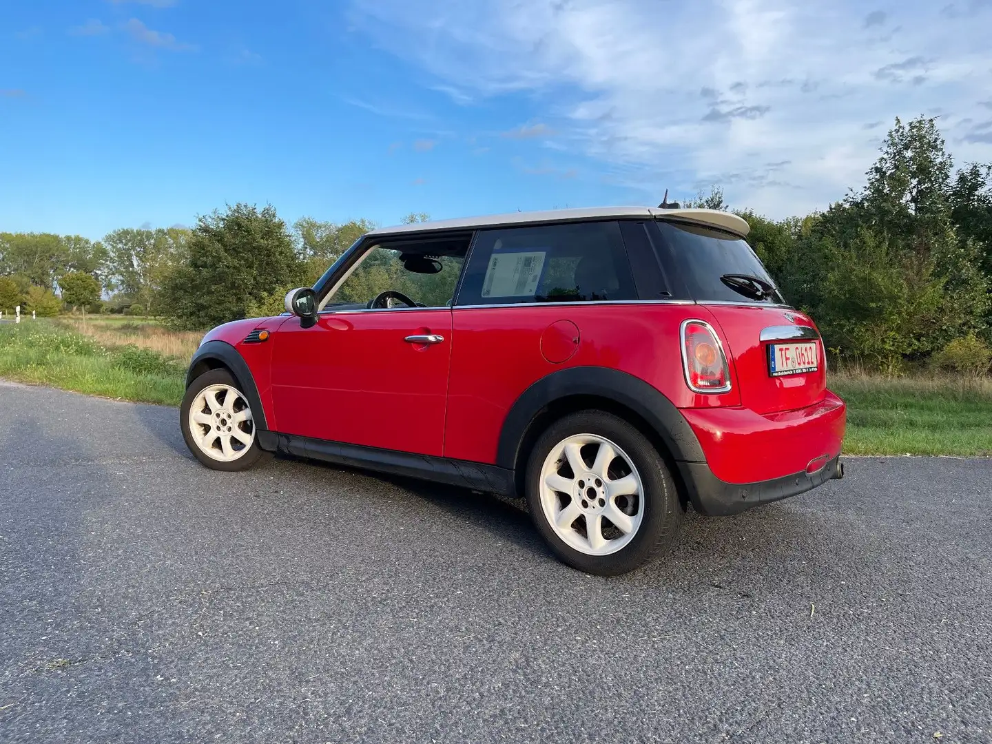 MINI Cooper D Rojo - 2