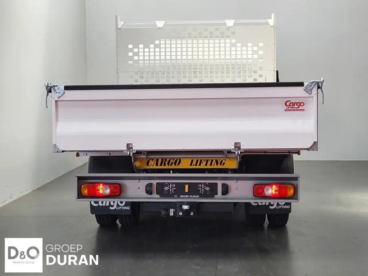 Mitsubishi Canter 2026
