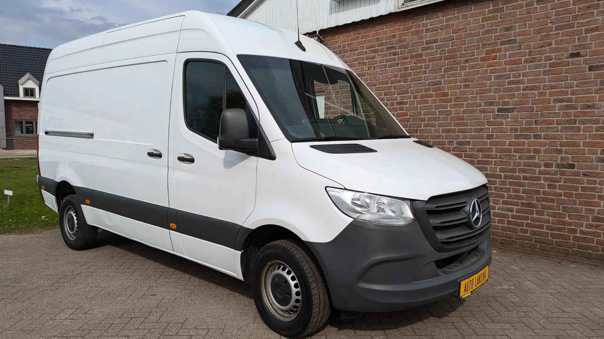 Mercedes-Benz Sprinter 317CDI - L2H2 - airco - trekh. Blanc - 2