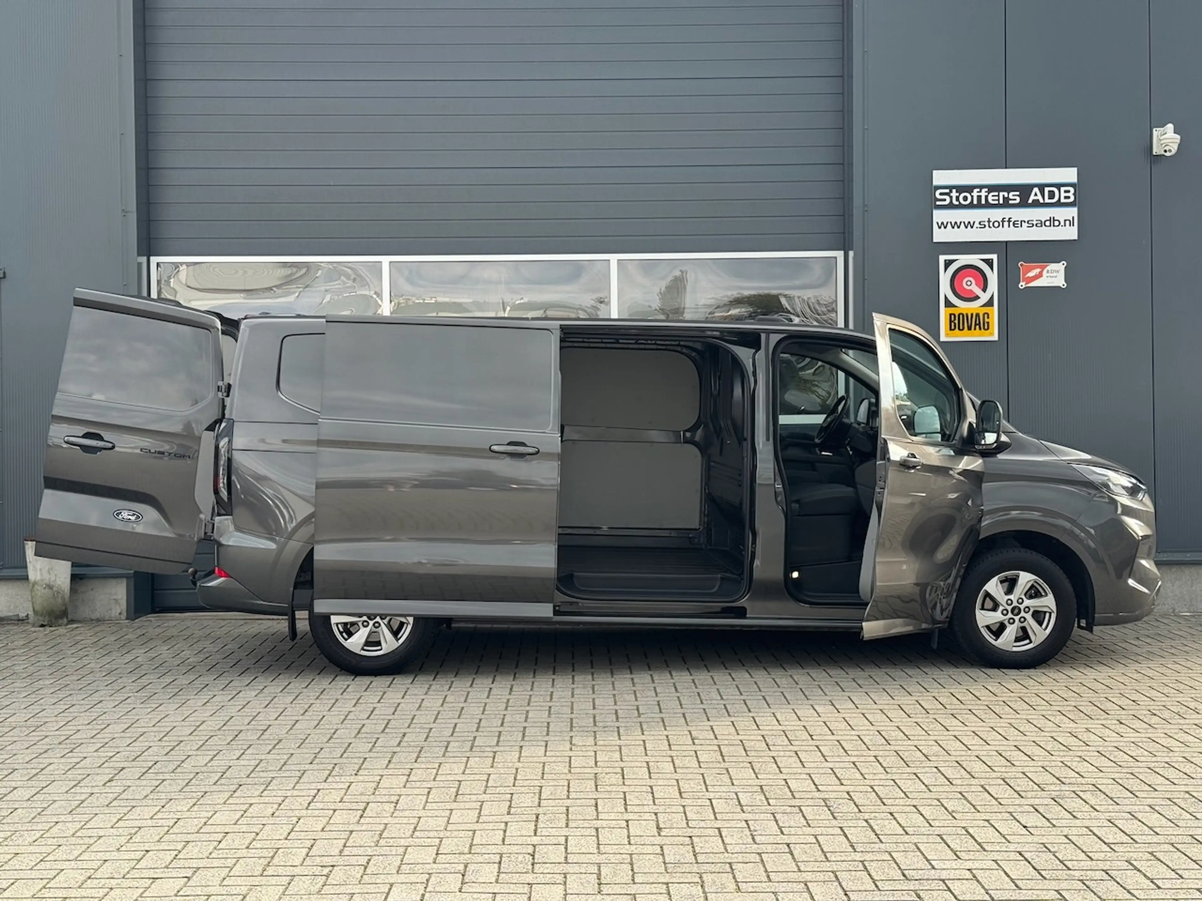 Ford Transit Custom 320 2.0 TDCI 136pk L2H1 Limited | Trekhaak | Navi — photo 8