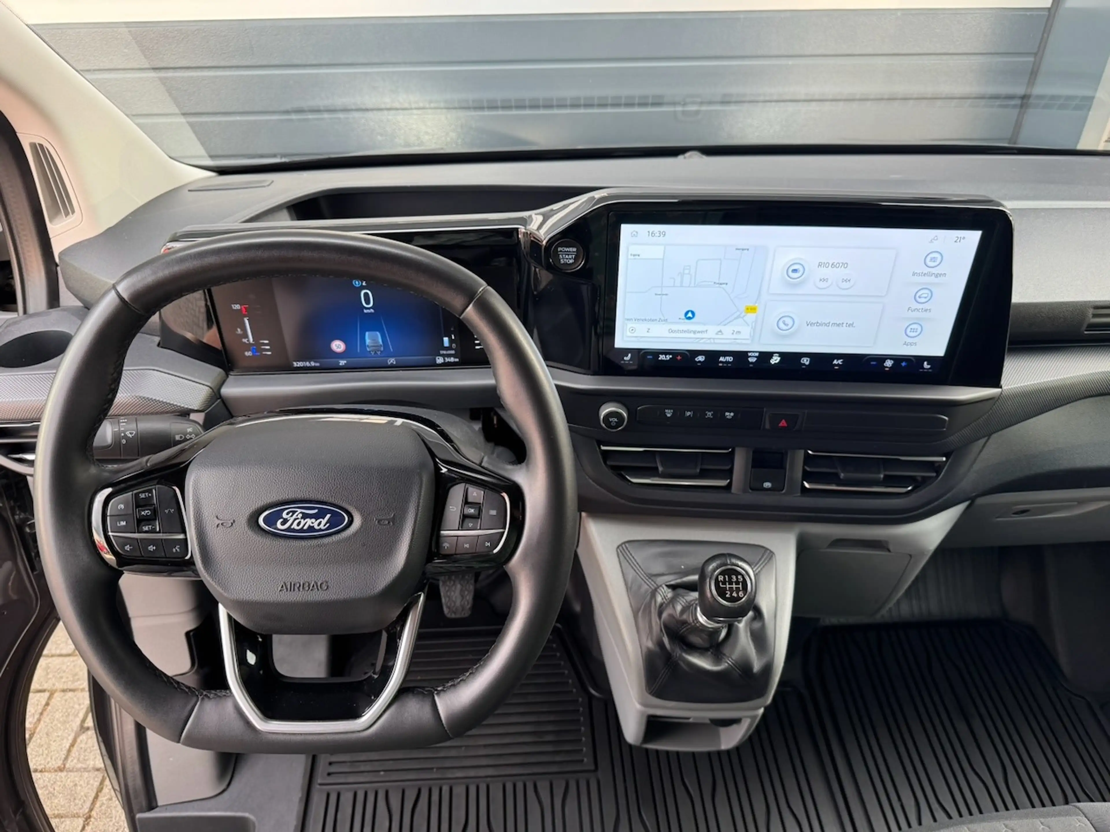Ford Transit Custom 320 2.0 TDCI 136pk L2H1 Limited | Trekhaak | Navi — photo 3