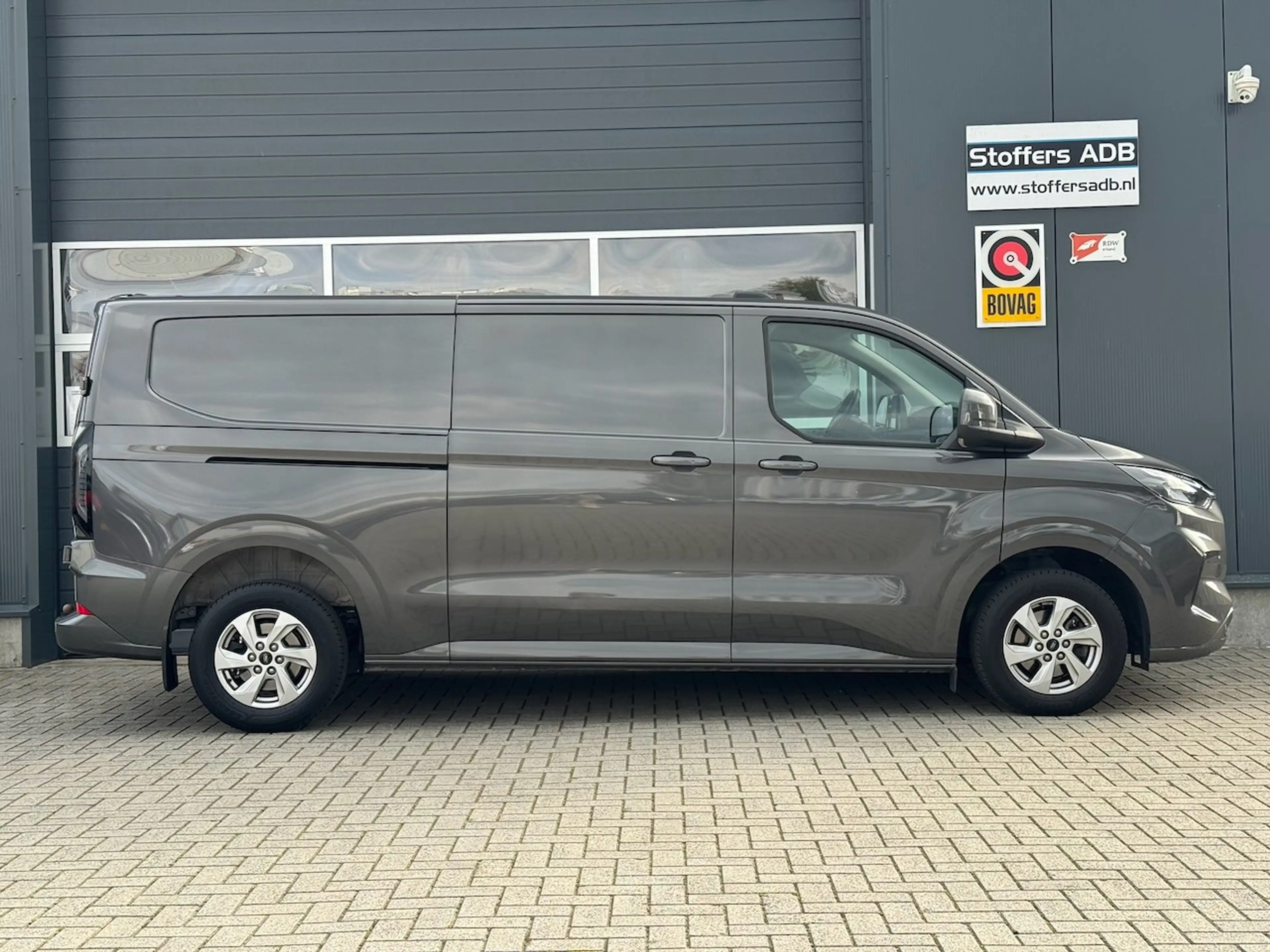 Ford Transit Custom 320 2.0 TDCI 136pk L2H1 Limited | Trekhaak | Navi — photo 7