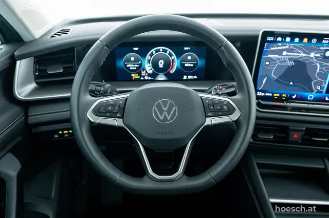 Volkswagen Tayron view 6