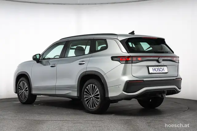 Volkswagen Tayron view 4