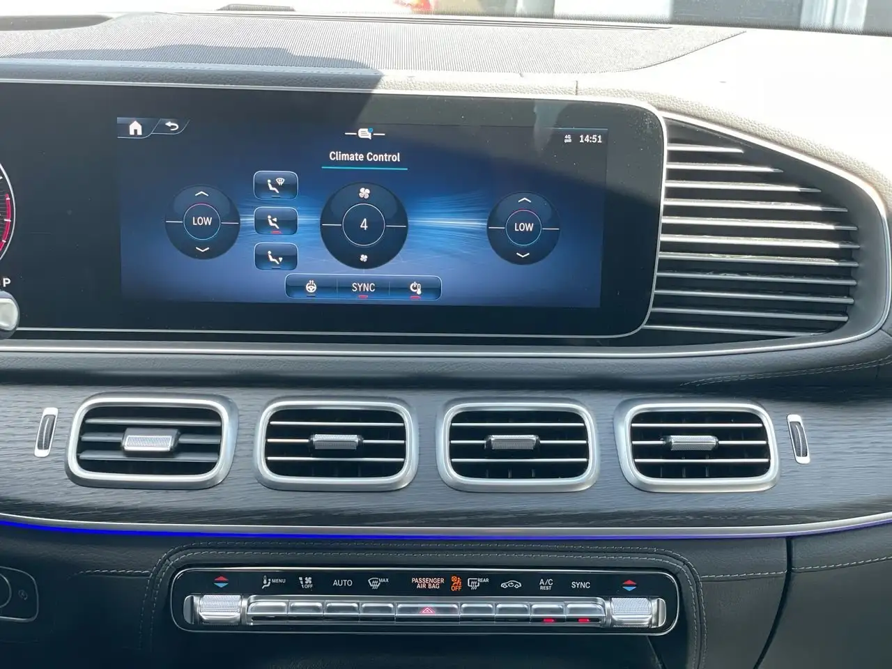Mercedes-Benz GLE снимка Mercedes-Benz GLE