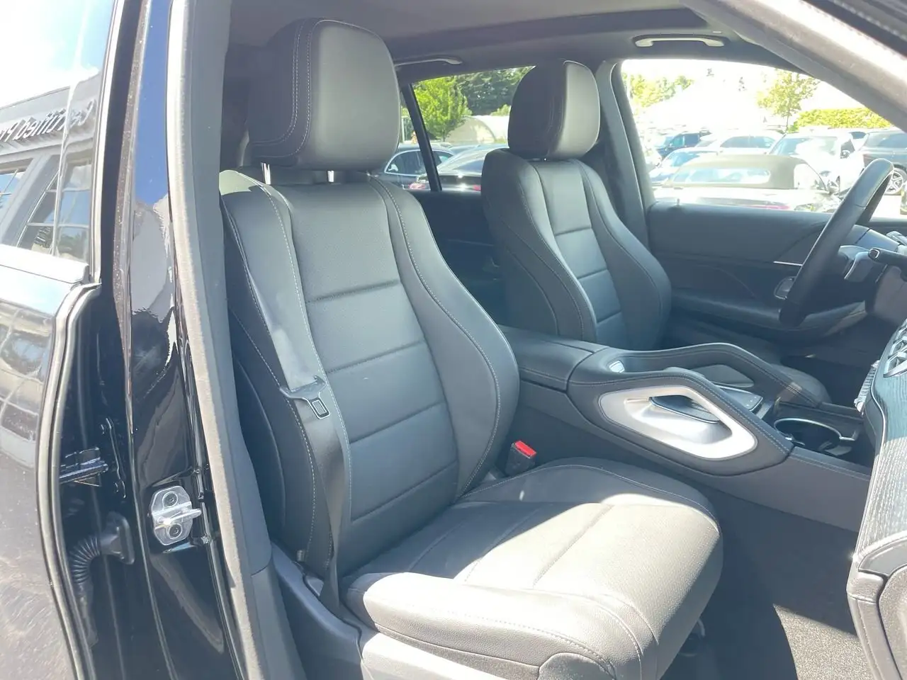 Mercedes-Benz GLE снимка Mercedes-Benz GLE