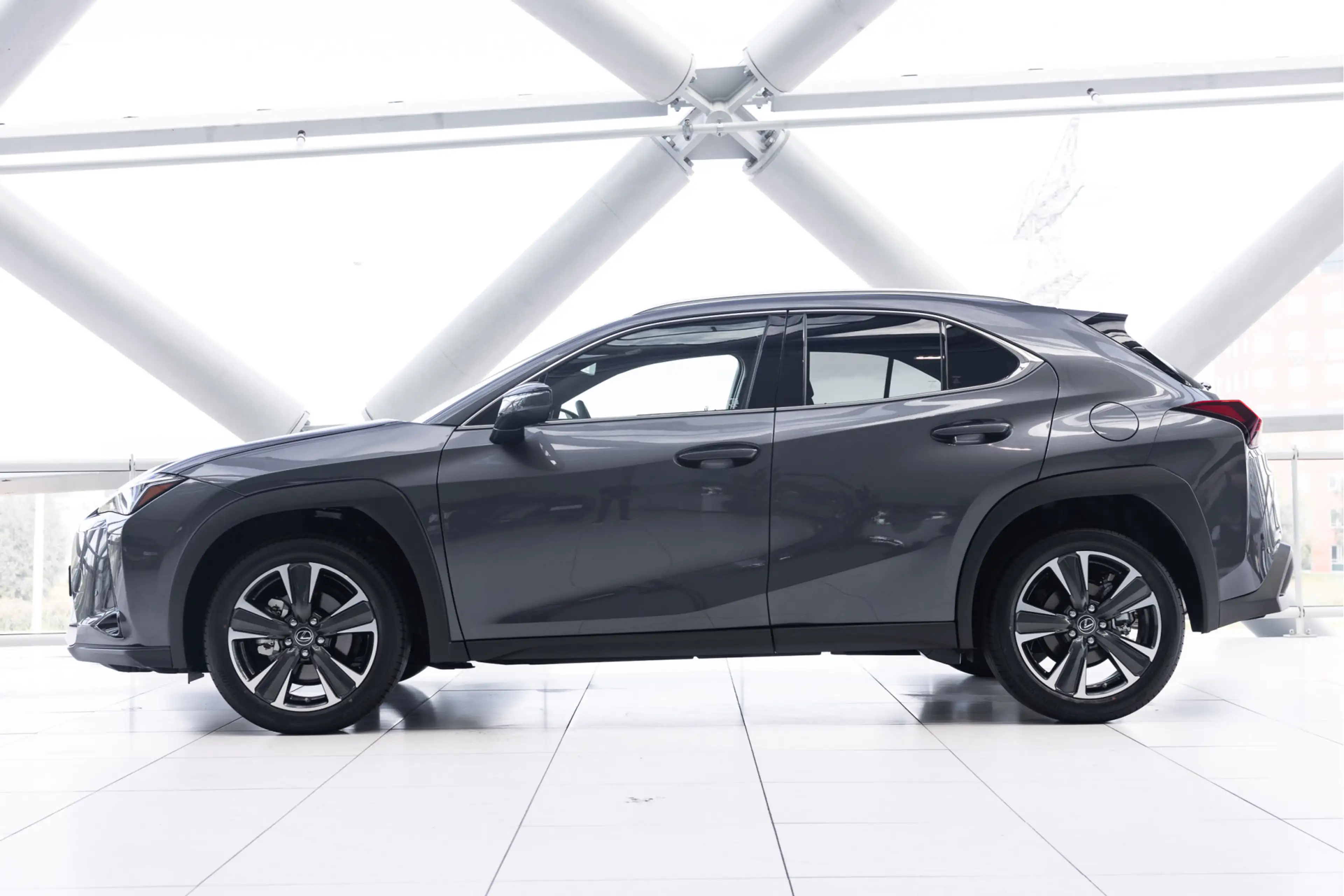Lexus UX 250h Business Line | NL-Auto | BTW-Auto | Parkeersensor — photo 3