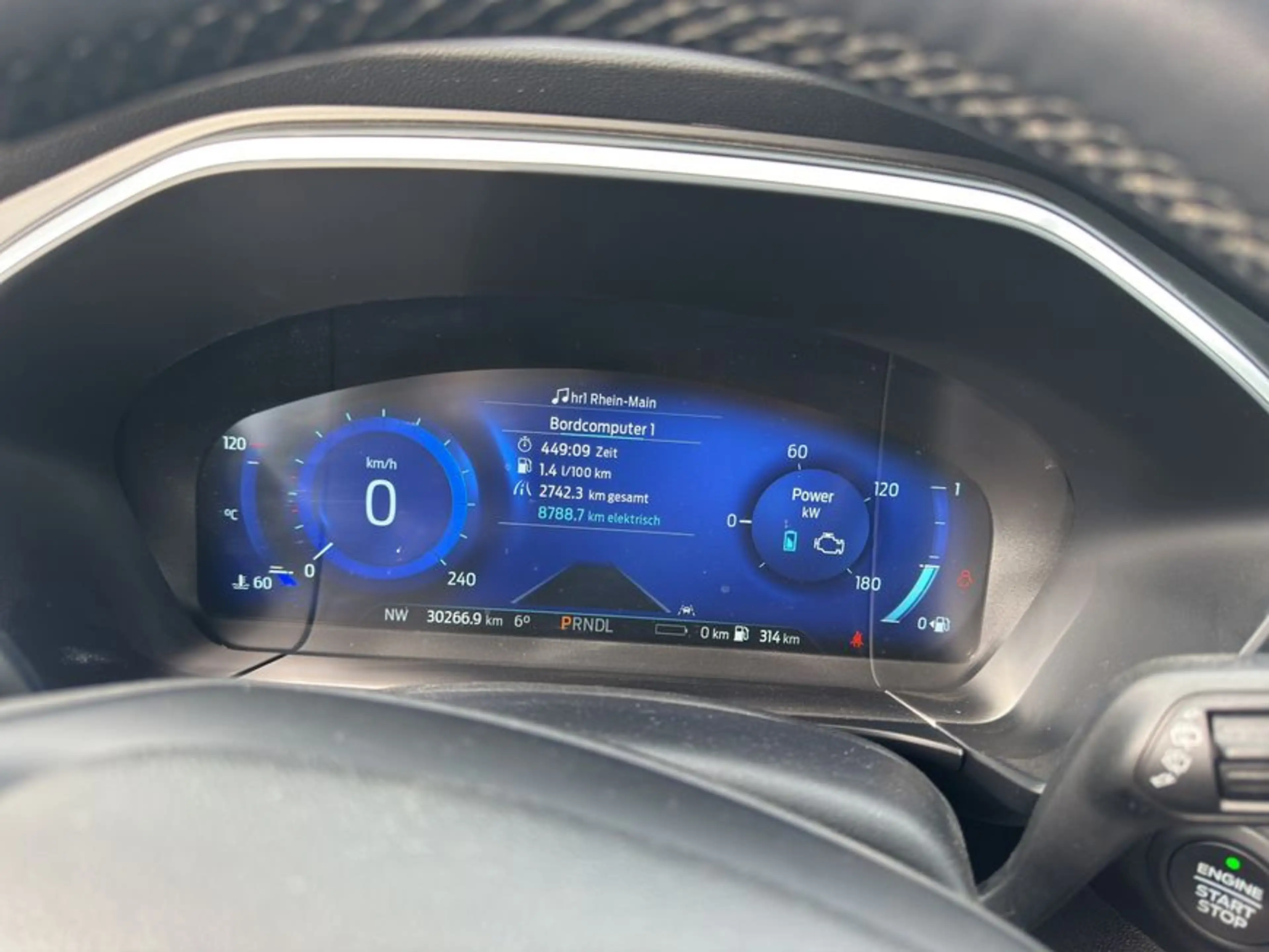 Ford Kuga 2.5 Duratec PHEV TITANIUM — photo 12