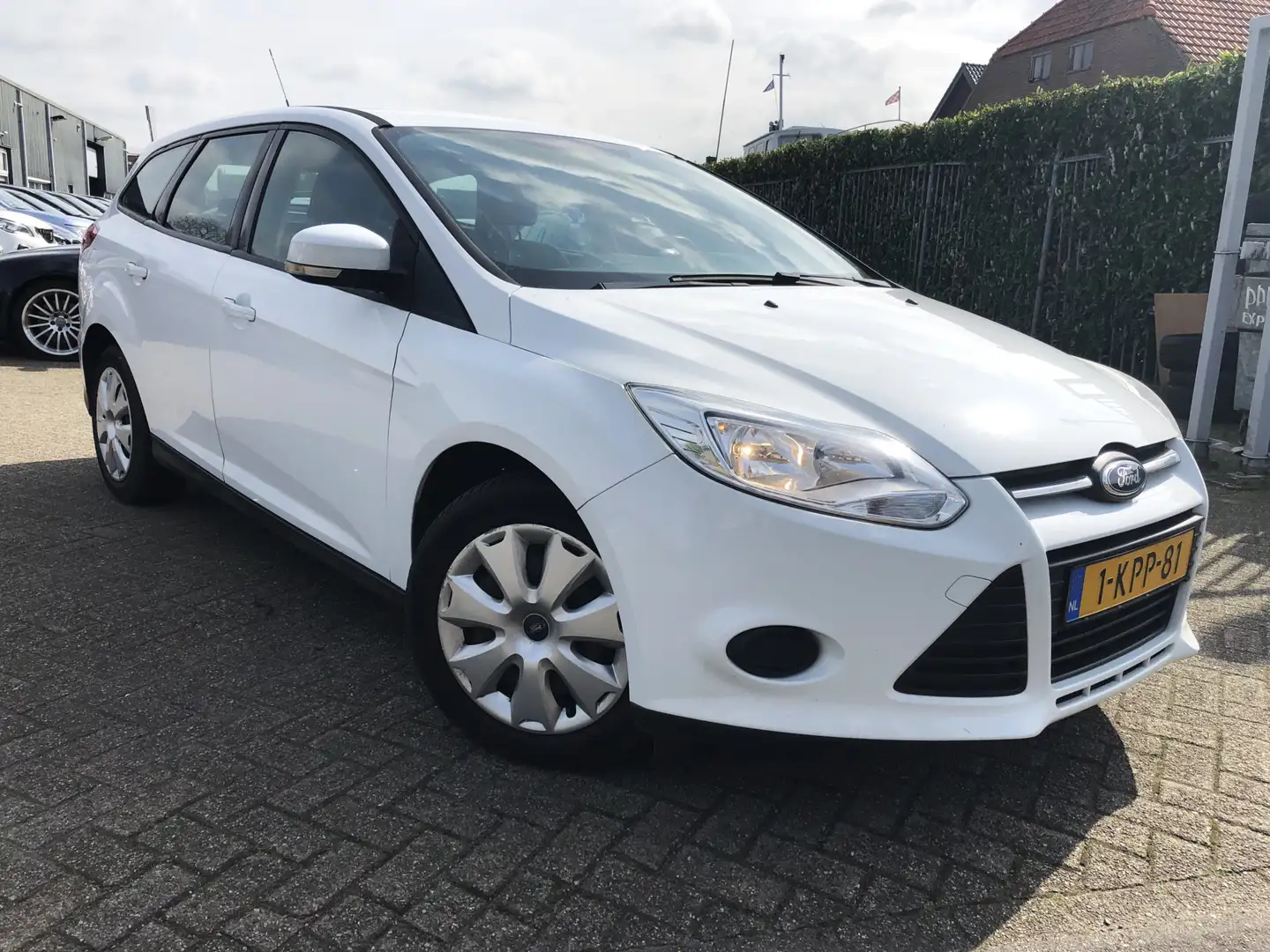 Ford Focus Wagon 1.0 EcoBoost Trend Navi/Airco/Carkit - (ONLY Blanco - 1