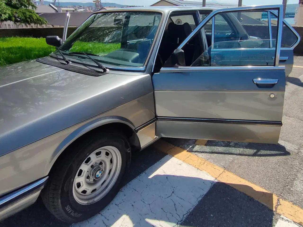 BMW 520, foto 8