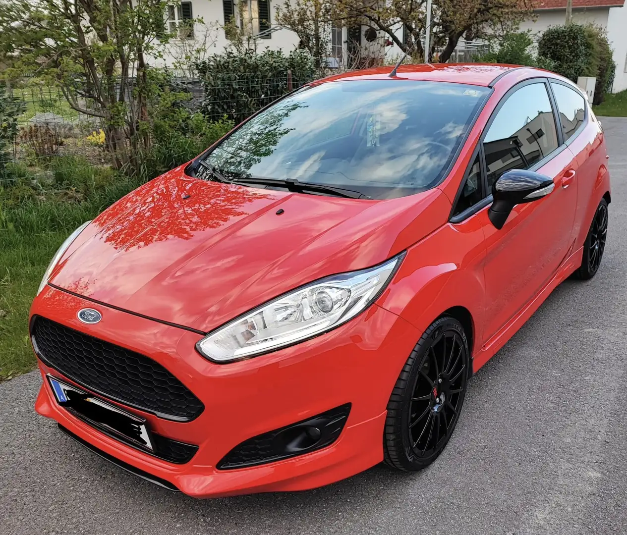 Ford Fiesta Sport 1,0 EcoBoost Start/Stop ST-Line Rot - 1