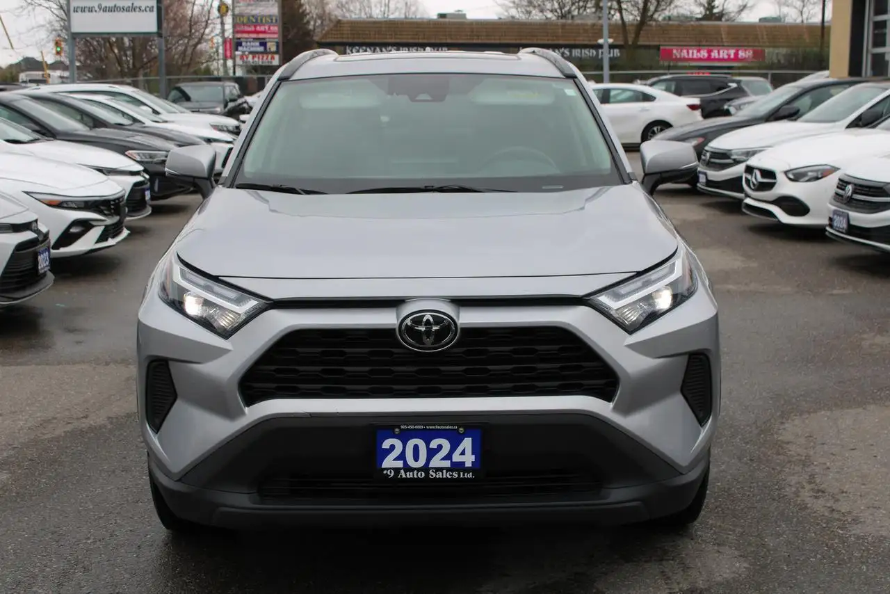 Toyota RAV 4 снимка Toyota RAV 4
