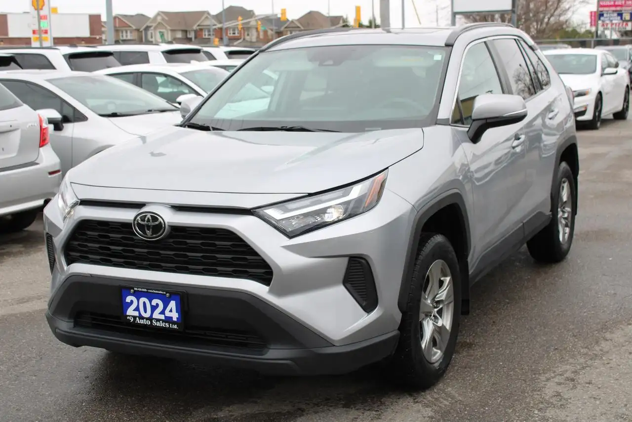 Toyota RAV 4 снимка Toyota RAV 4
