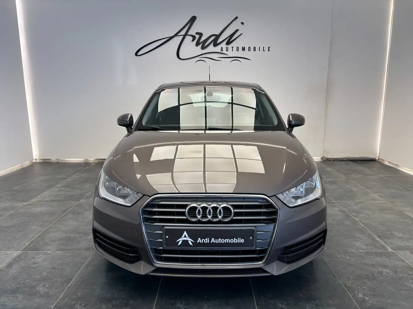 Audi A1 Sportback 1.4 TFSI *BLUETOOTH*AIRCO*GPS*GARANTIE* Grijs - 2