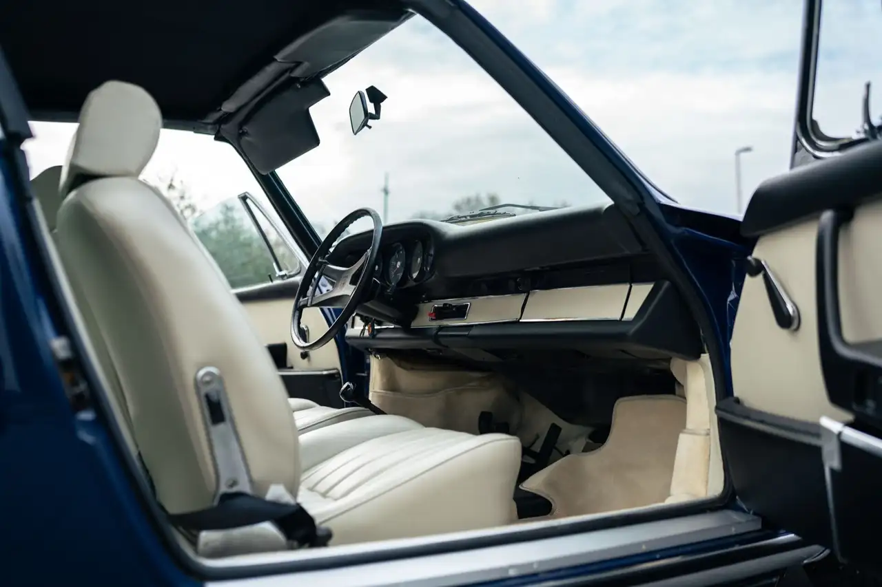Porsche 911 2.4 S Targa, foto 8