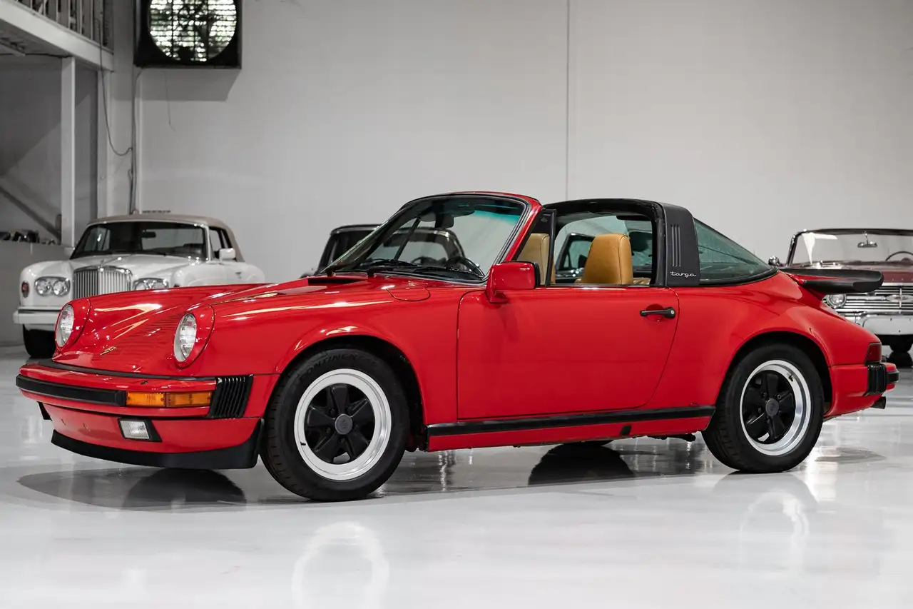 Porsche 911 CARRERA 3.2 TARGA Targa, foto 1