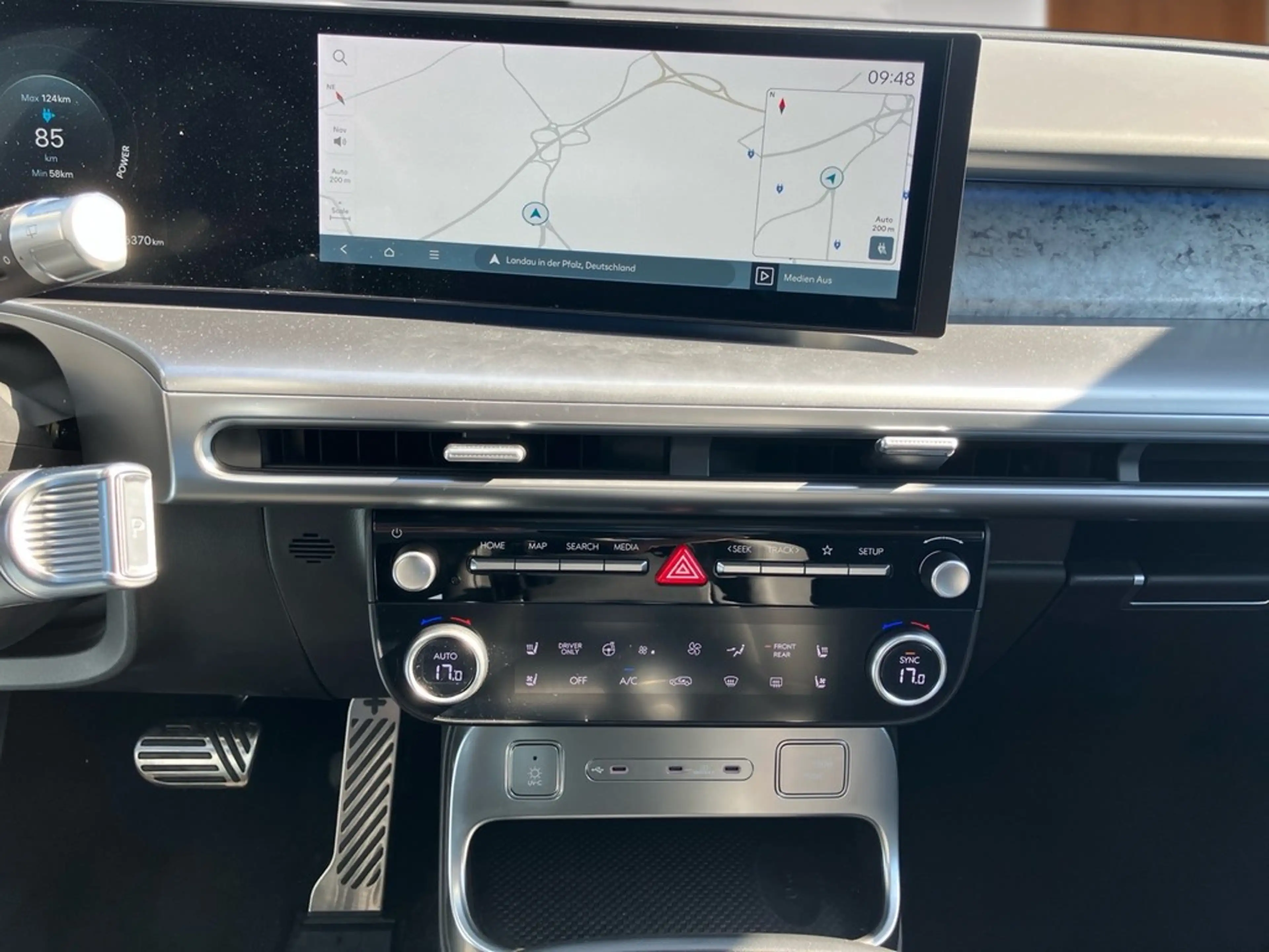 Hyundai IONIQ 9 6-Sitzer 110kWh 4WD UNIQ PANO RRELAX-P. — photo 9
