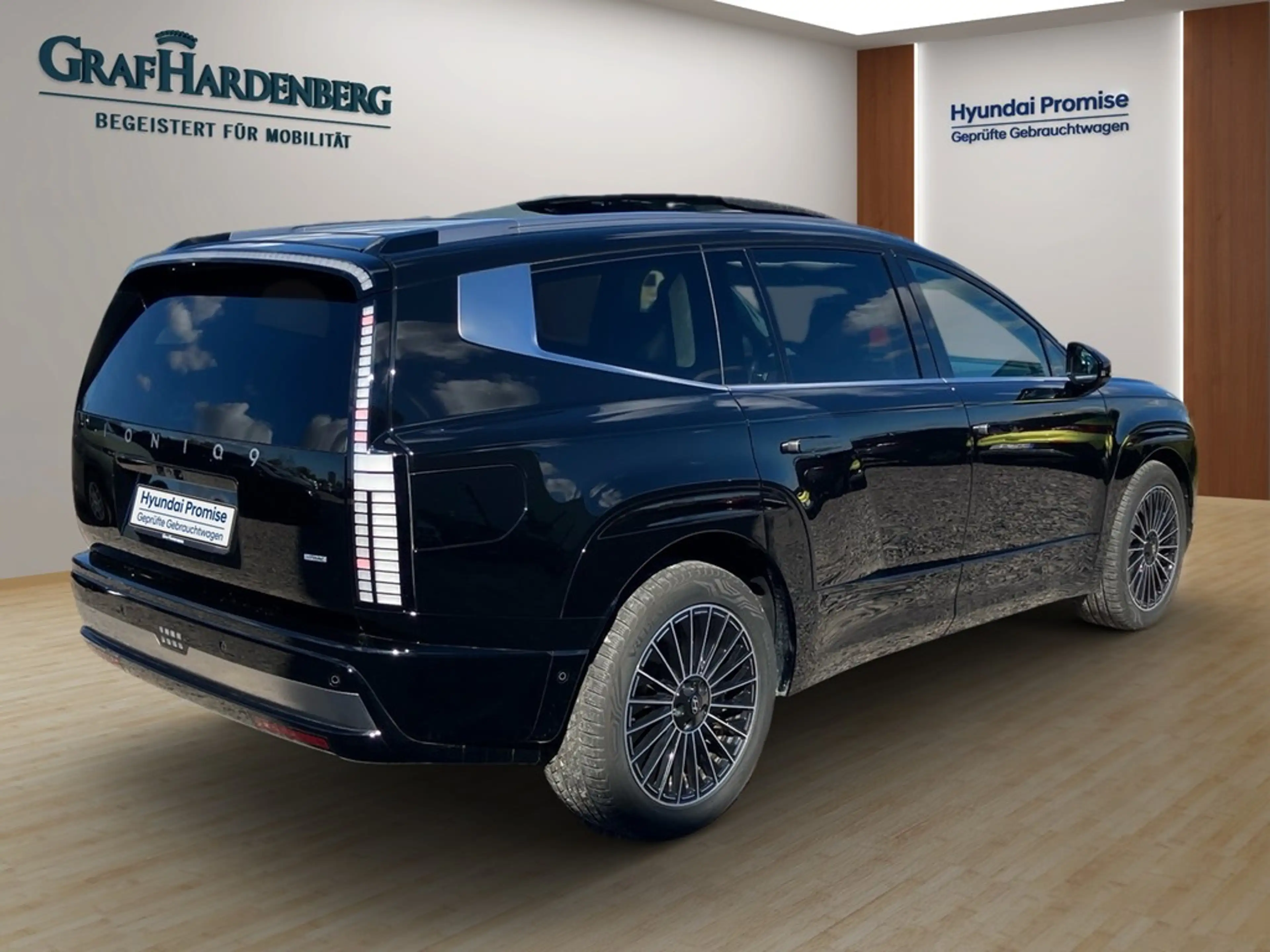 Hyundai IONIQ 9 6-Sitzer 110kWh 4WD UNIQ PANO RRELAX-P. — photo 3