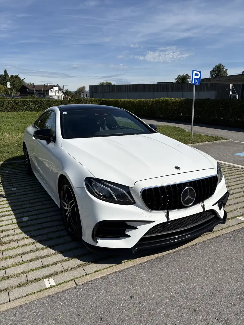 Mercedes-Benz E 200 Aut. - 2