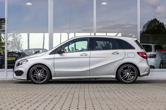 Mercedes-Benz B-Class view 5