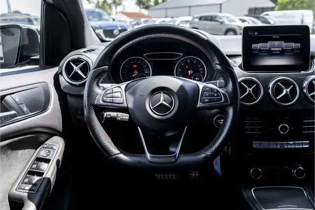 Mercedes-Benz B-Class view 7