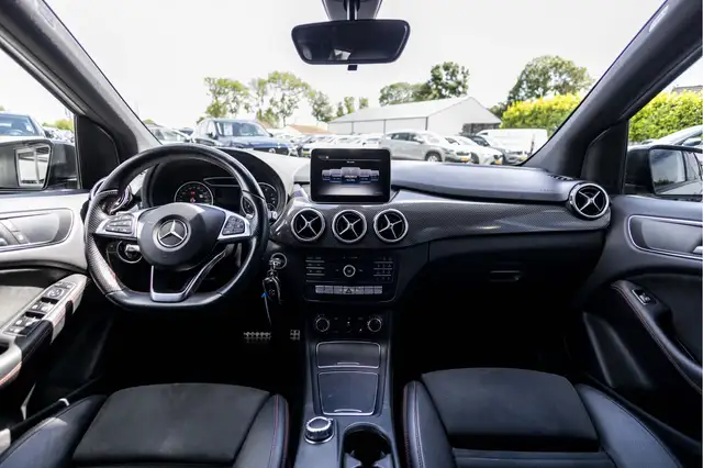 Mercedes-Benz B-Class view 6