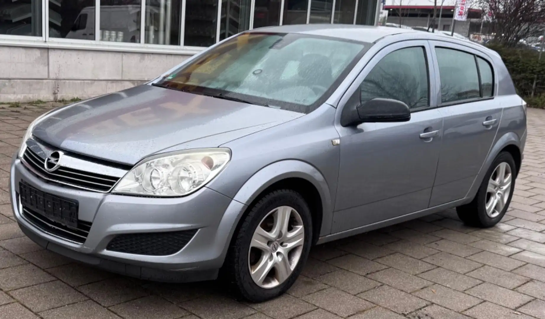 Opel Astra H Lim. Basis +Klima Schwarz - 1