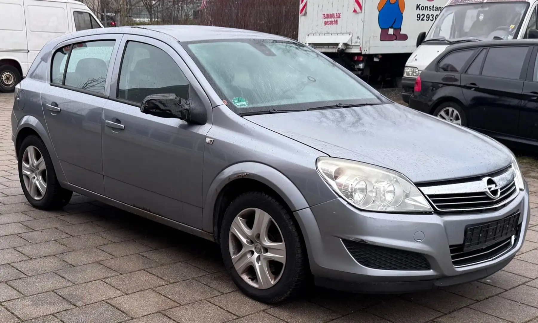 Opel Astra H Lim. Basis +Klima Schwarz - 2