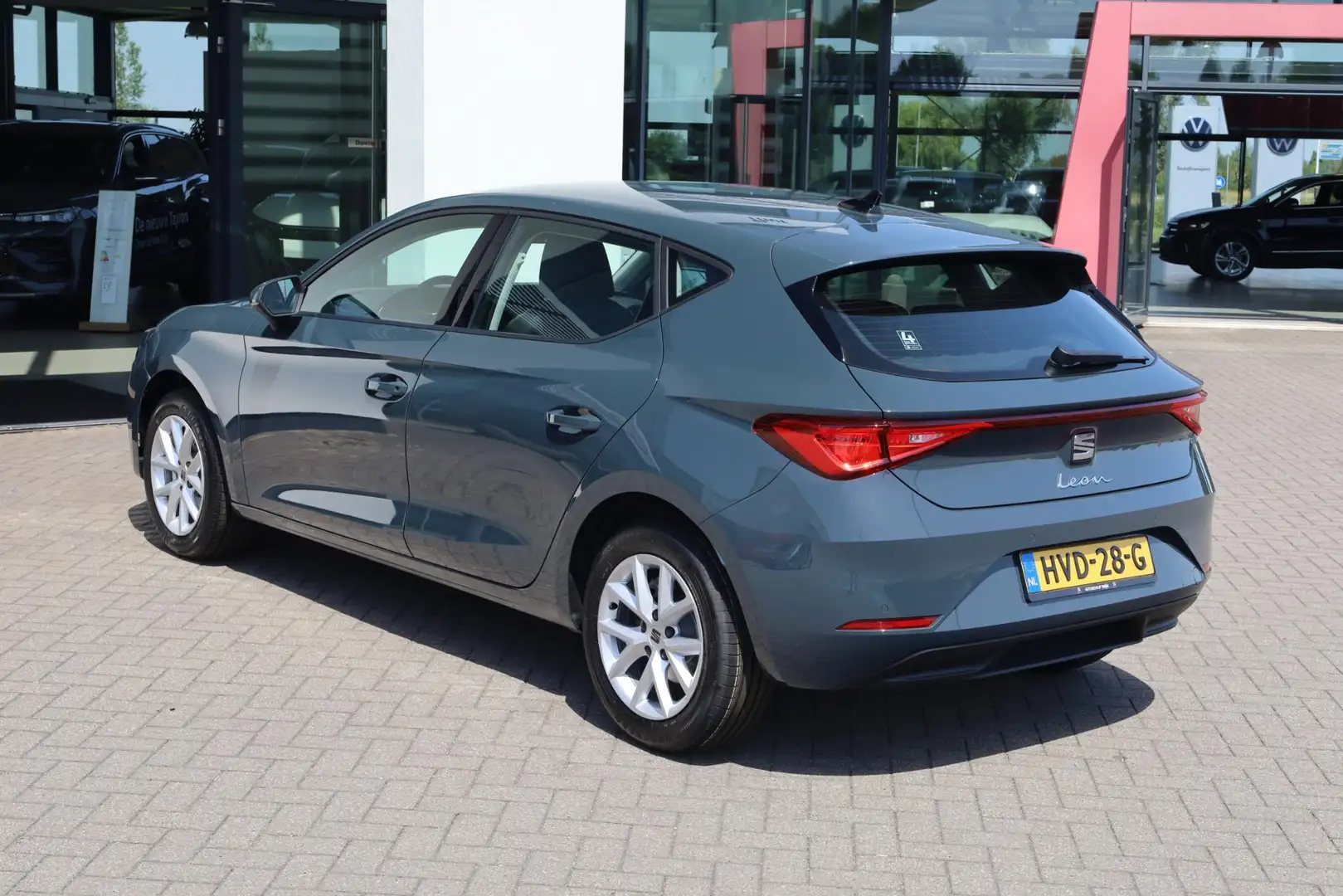 SEAT Leon 1.5 TSI Style 115PK / 85kW LED koplampen, Apple Ca Blauw - 2