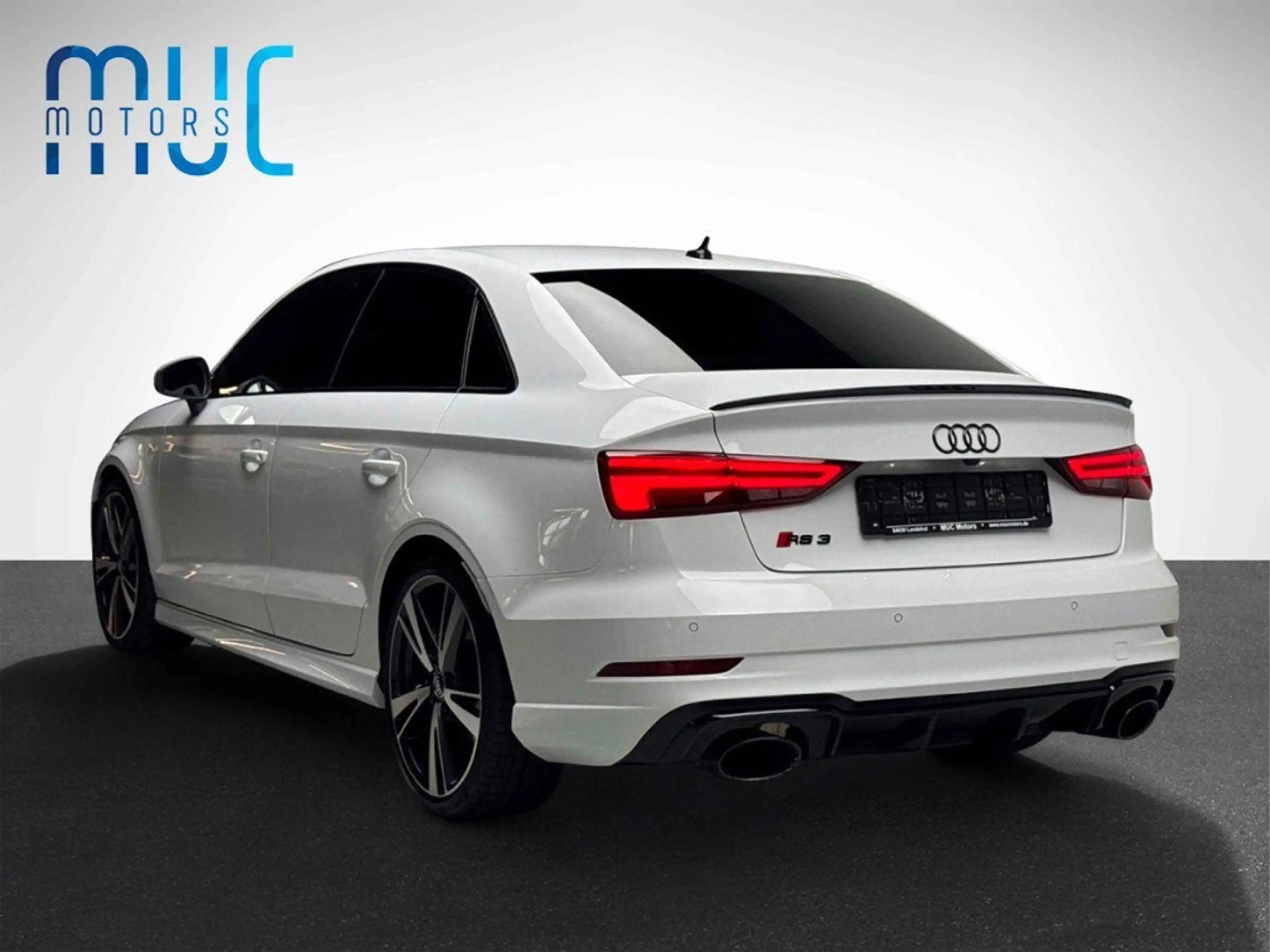 Audi RS3 quattro Limo Matrix B&O Scheckheft Kam — photo 5