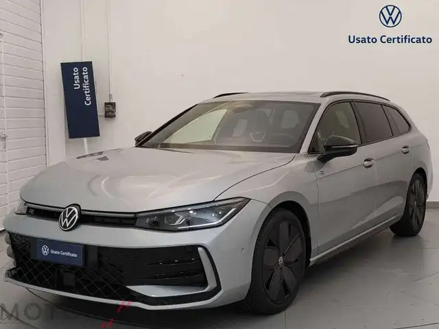 Volkswagen Passat Passat 1.5 eTSI 150 CV ACT DSG R-Line