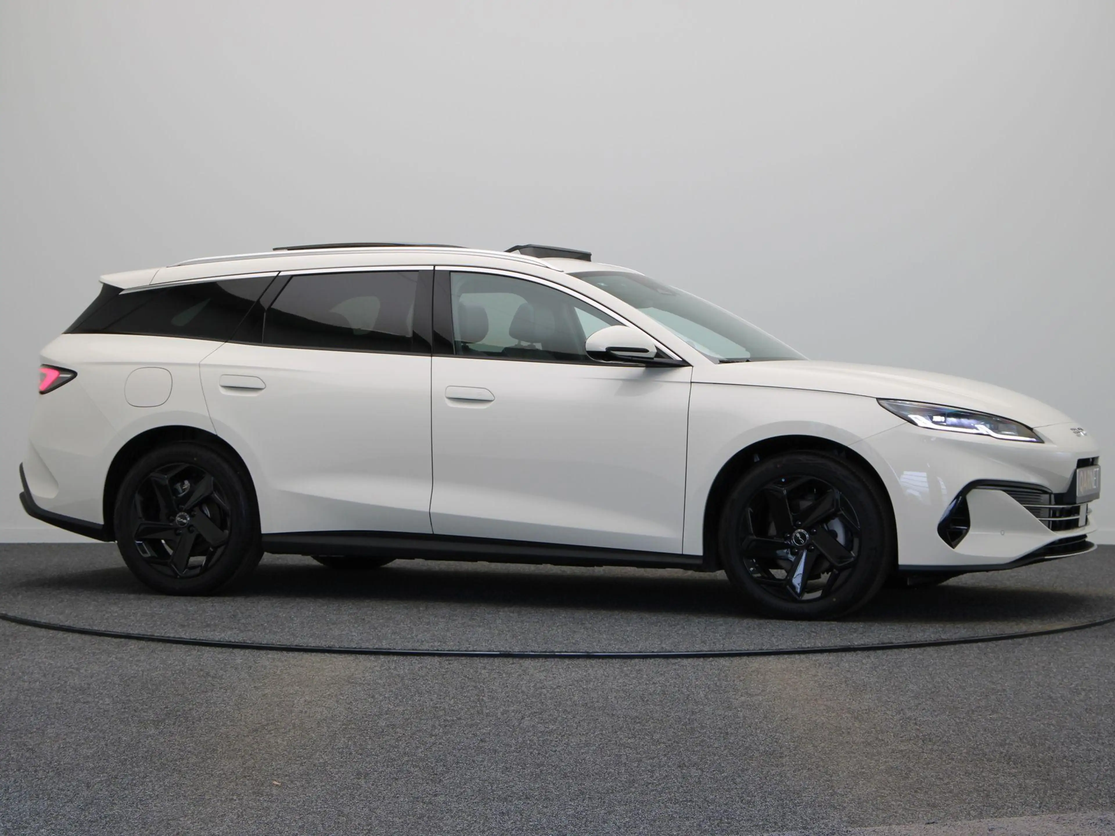 BYD Seal 6 Touring 1.5 DM-i Comfort | 19 kWh | Panoramadak | — photo 10