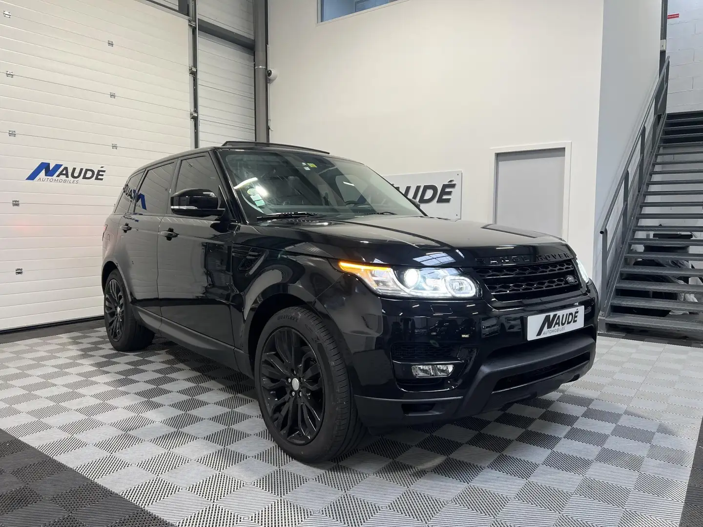 Land Rover Range Rover Sport 3.0 TDV6 258 CH BVA HSE Dynamic 7 PLACES Чорний - 1