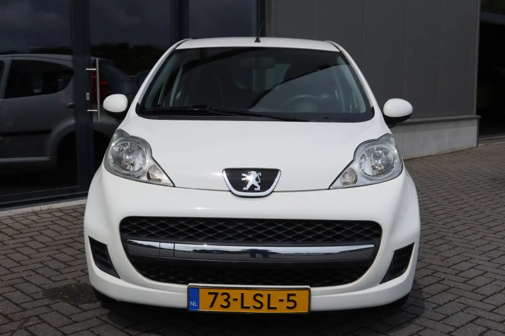 Peugeot 107 1.0-12V XS 5drs. Airco, 1e eigenaar. 43.000km NAP Beyaz - 2