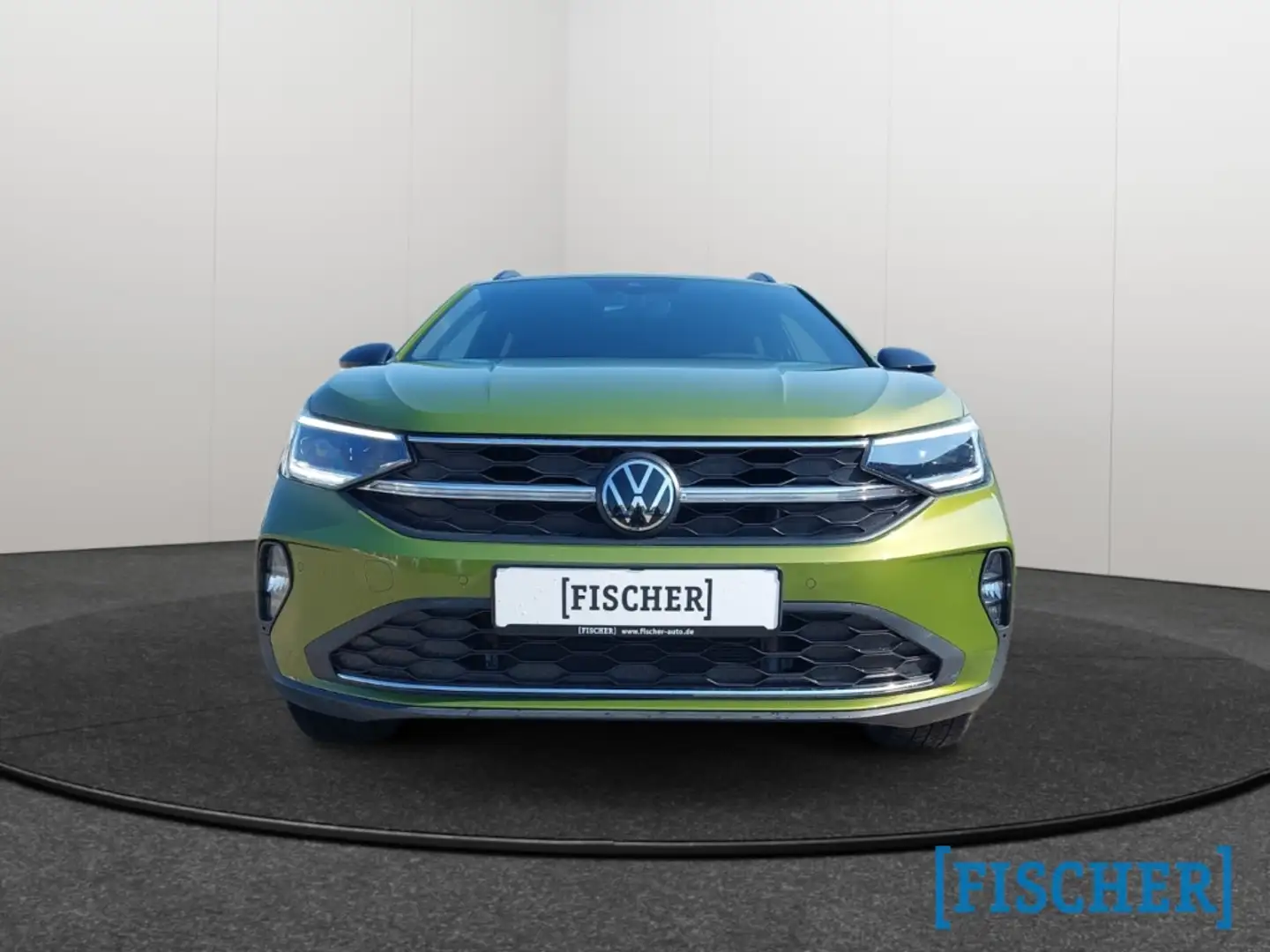 Volkswagen Taigo 1.0TSI Move Matrix Navi AHK Rear View AHK-abnehmba Grün - 2
