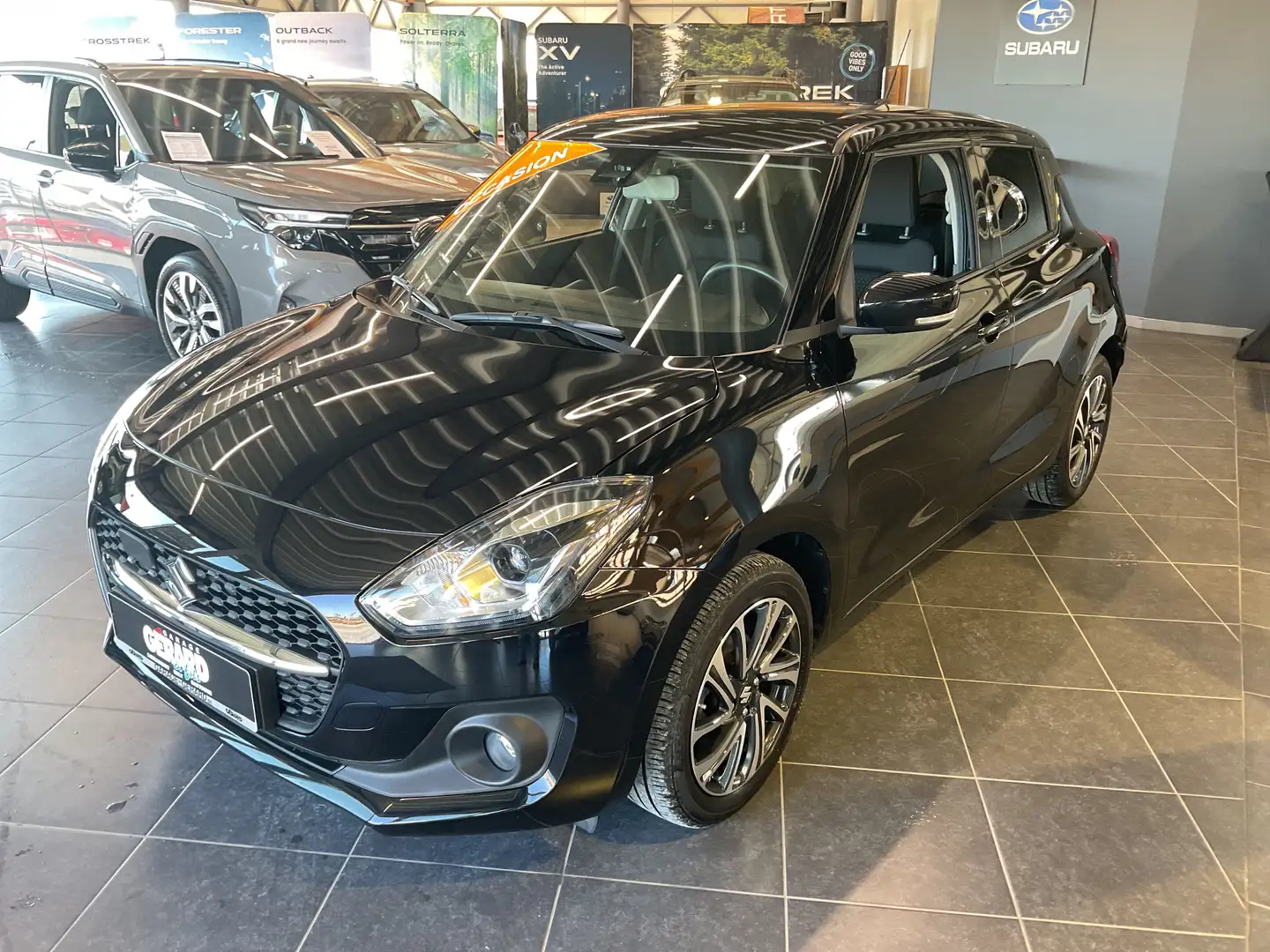 Suzuki Swift 1.2i SHVS GL+ 12V Noir - 1
